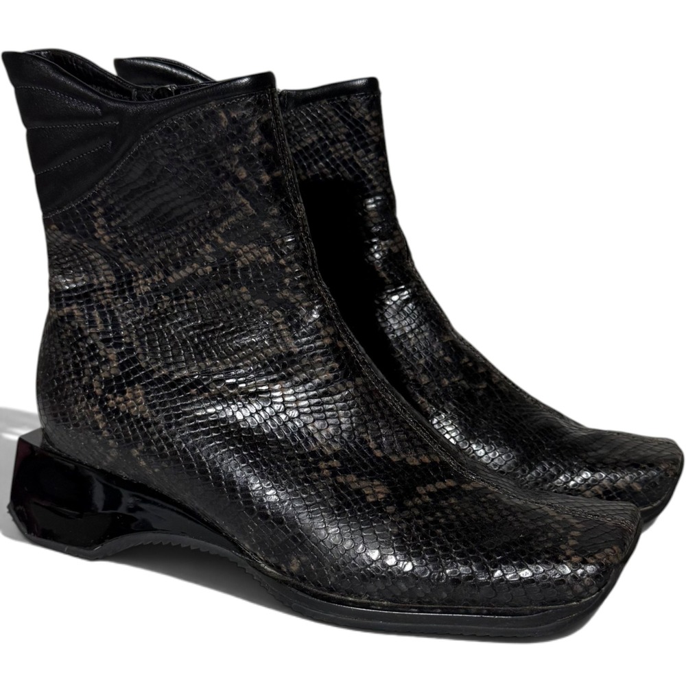 Betty Barclay Snake Print Leather Square Toe Sculpted Heel Ankle Boots 39 US 8.5